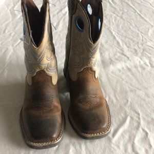 Ariat cowboy boots